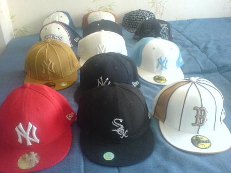 Les divers casquettes de mes frangins!!!!!